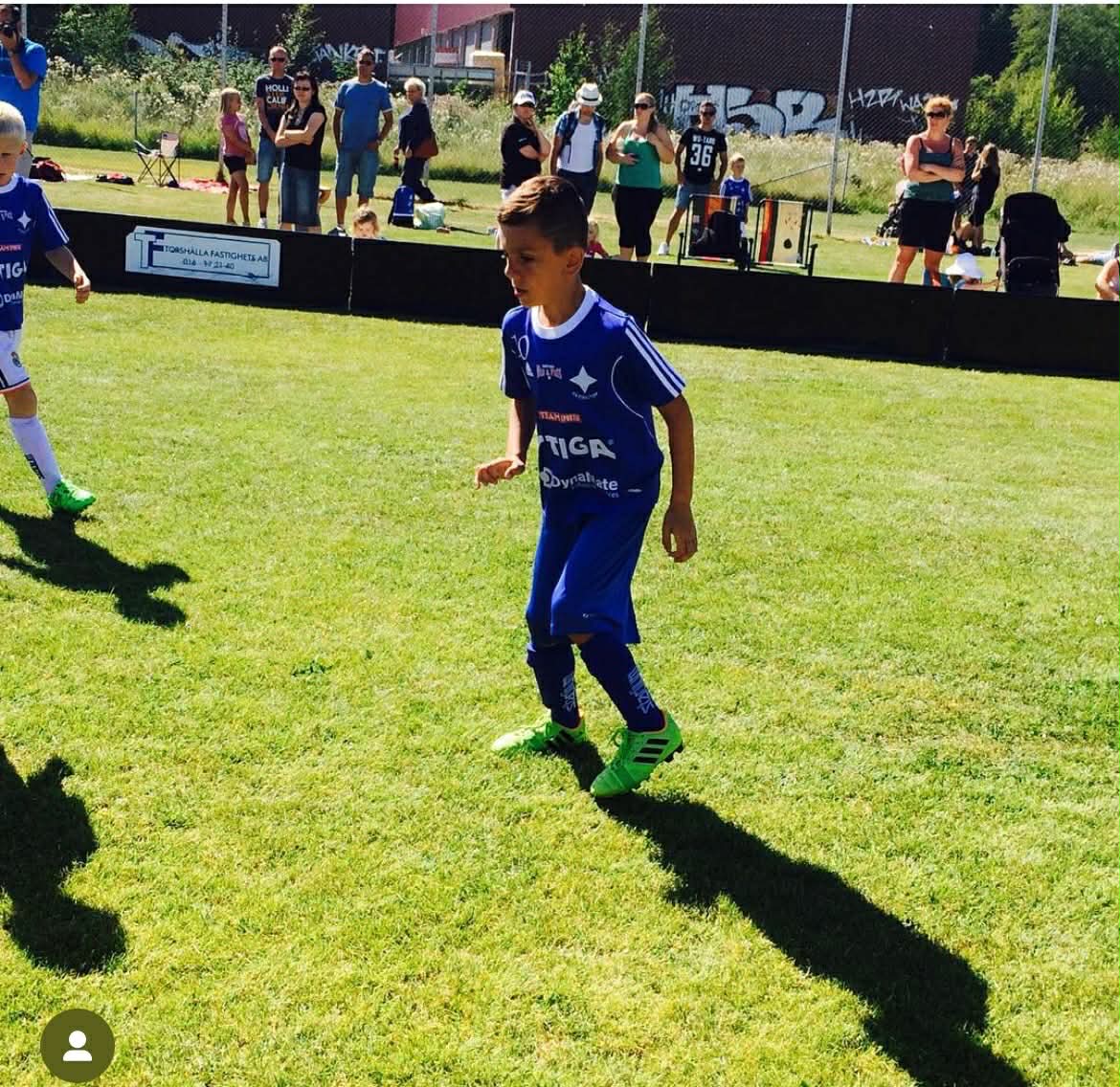 Gusten som yngre - &aring;rets ungdomsspelare 2025